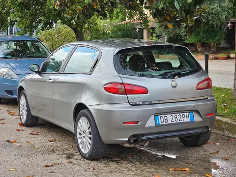 Alfa Romeo 147