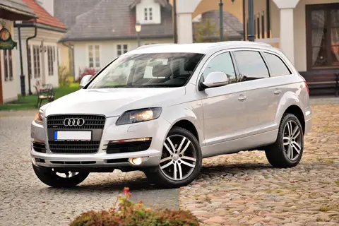 Audi Q7 (4L)