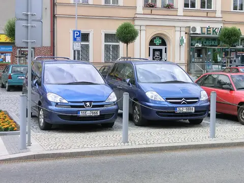 Citroën C8