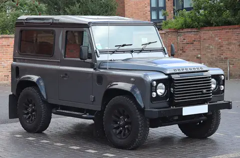 Land Rover Defender 90 et 110 (classique)