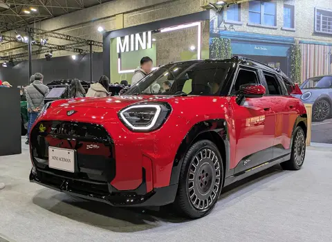 Mini Cooper (F66) et Cooper électrique (J01)