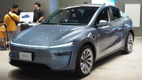 Tesla Model Y (2025)