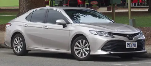 Toyota Camry (XV70)