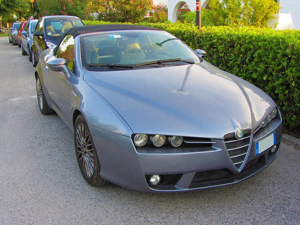 Alfa Romeo Spider (939)