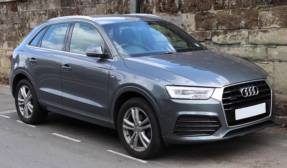 Audi Q3 (8U)