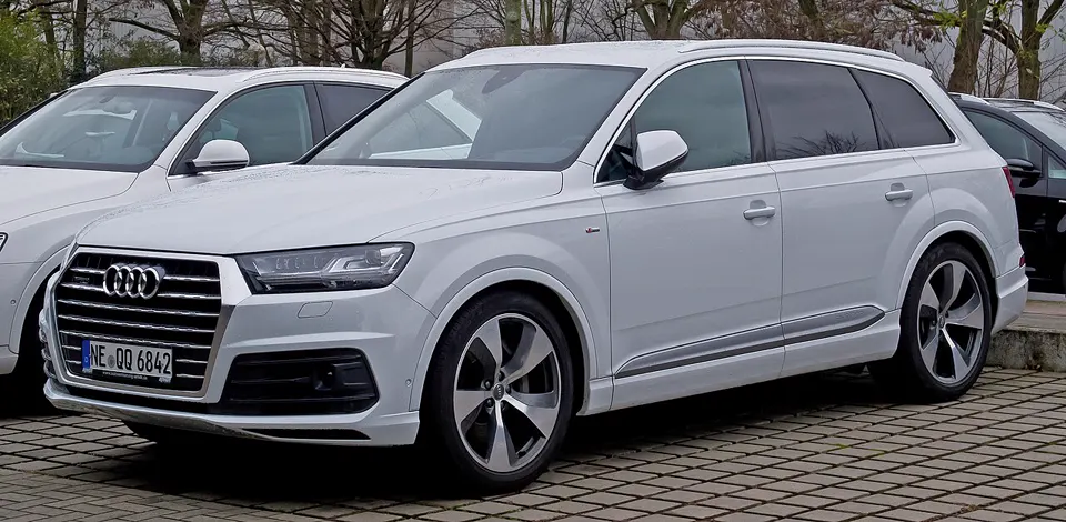 Audi Q7 (4M)