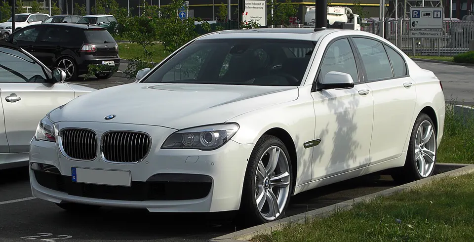 BMW Série 7 (F01, F02)