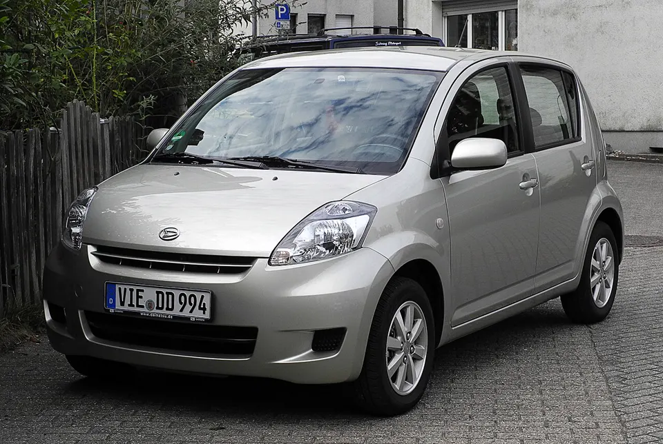 Daihatsu Sirion II