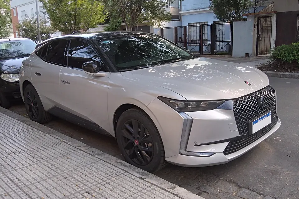 DS 4 II