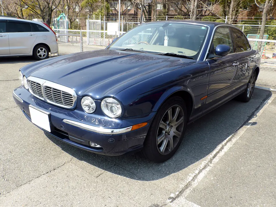 Jaguar XJ (X350)