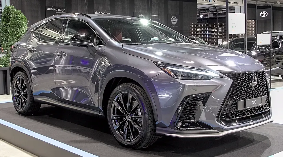 Lexus NX II