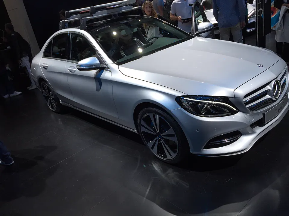 Mercedes-Benz Classe C (W205, S205, C205, A205)