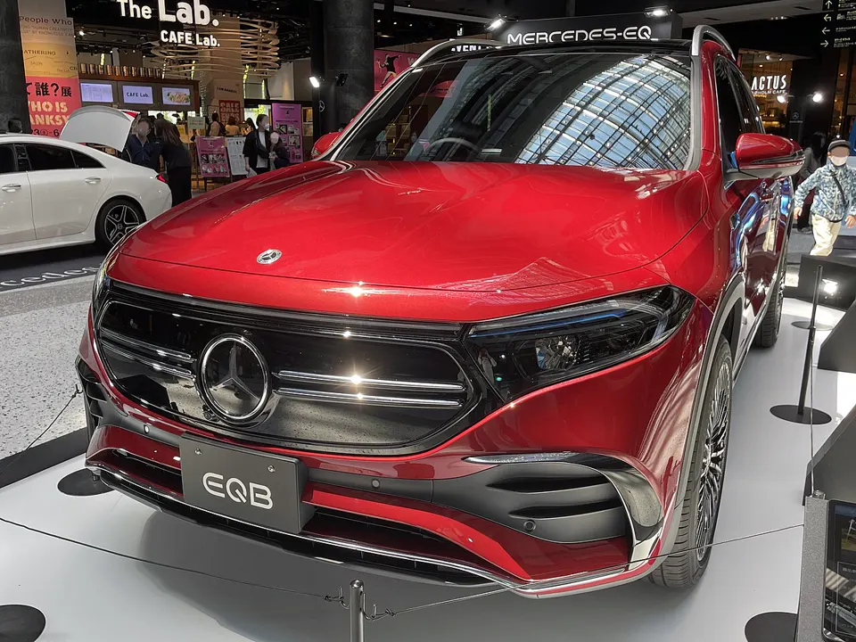 Mercedes-Benz EQB (X243)