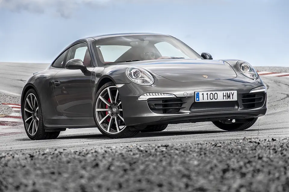 Porsche 911 (991)
