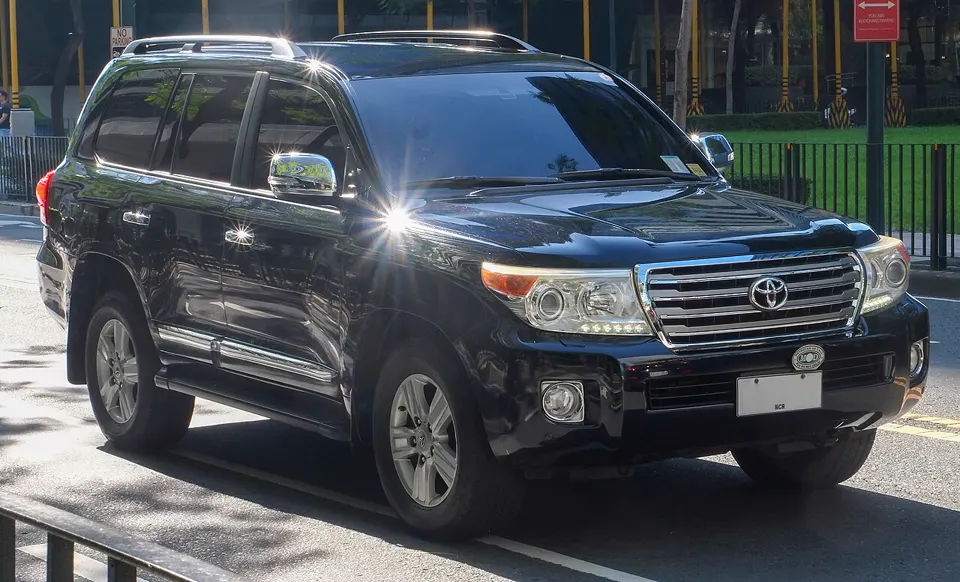 Toyota Land Cruiser 200