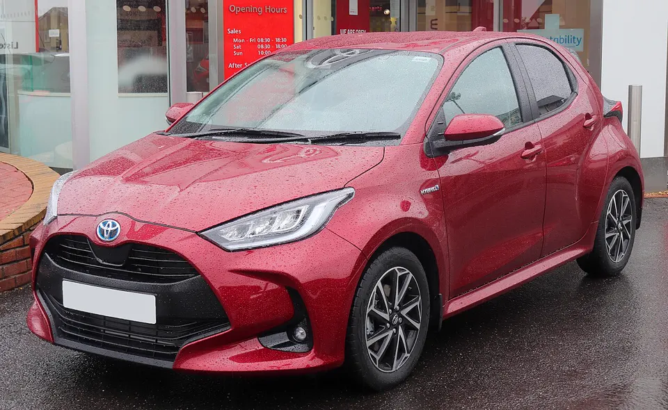 Toyota Yaris IV